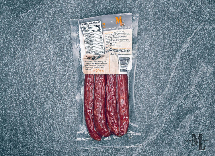 Palitos de cecina de res con pimienta de Cow Camp